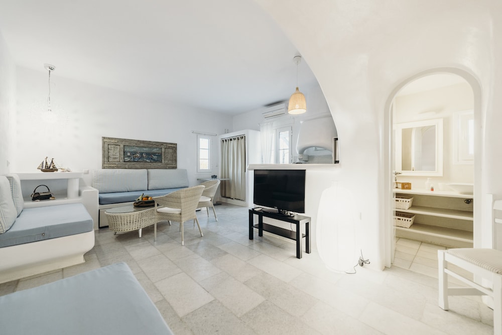 Executive Suite, Sea View