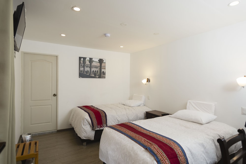 Double Room, 1 King Bed