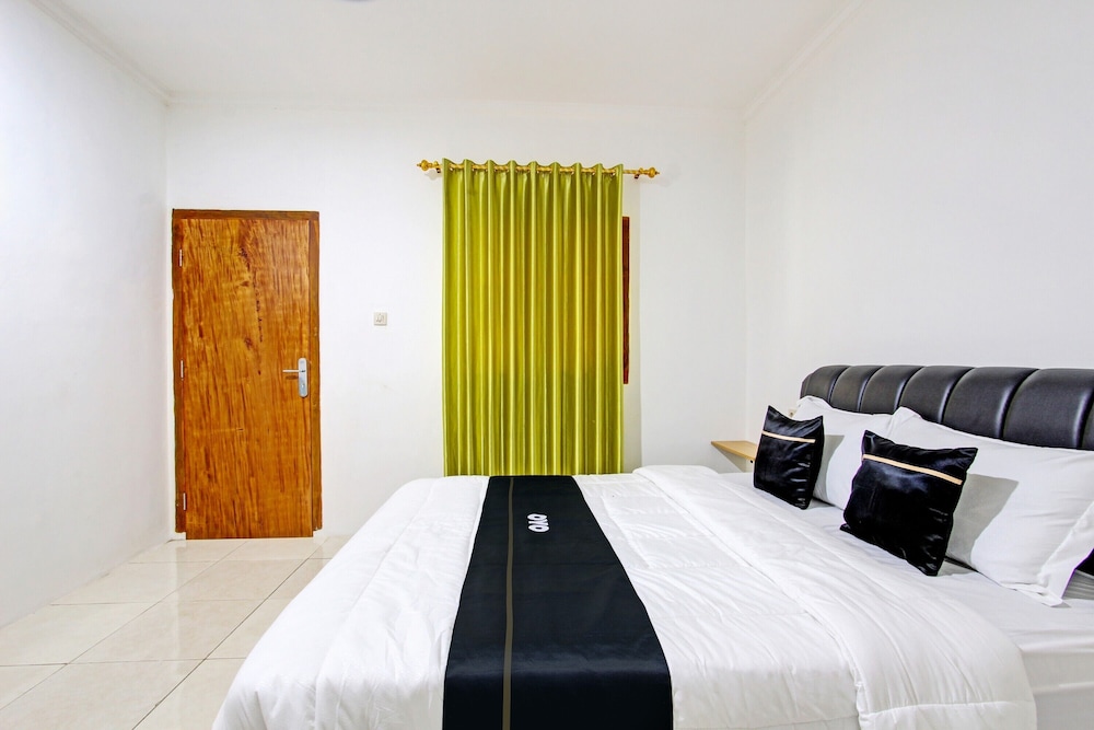 Deluxe Double Room photo 2