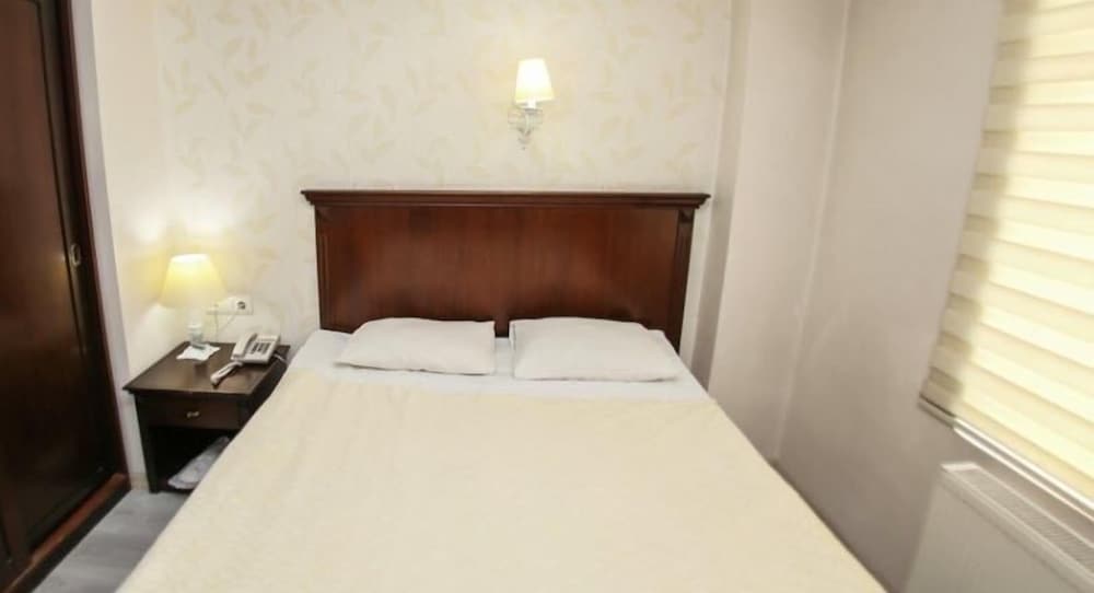 Single Room photo 2