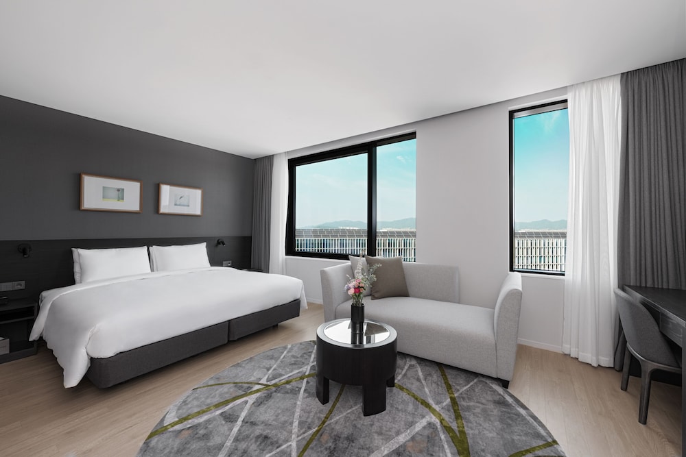 [Special Promotion] Junior Suite Double -14PM check in&out / swimming pool benefits provided twice - Photo 2