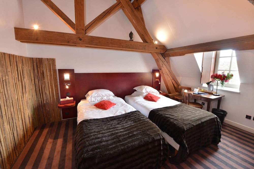 Classic Quadruple Room photo 2