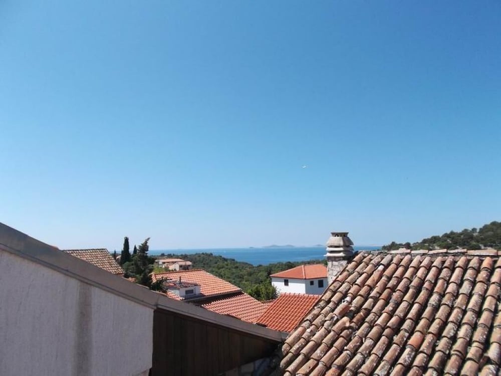Apartment (One Bedroom Apartment with Sea View a)