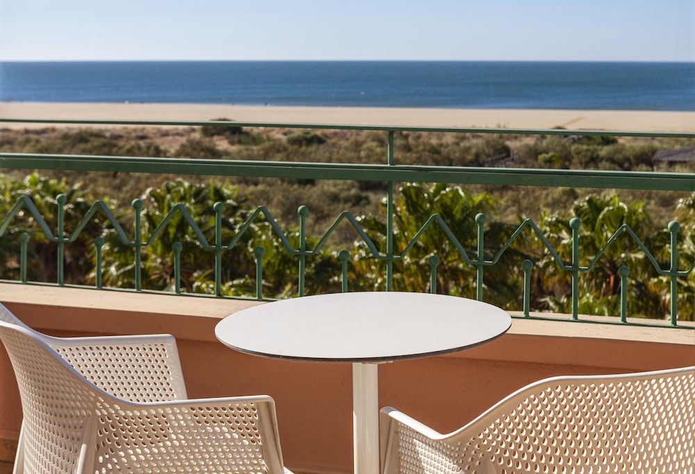 Superior Double Room, Sea View - Photo 3