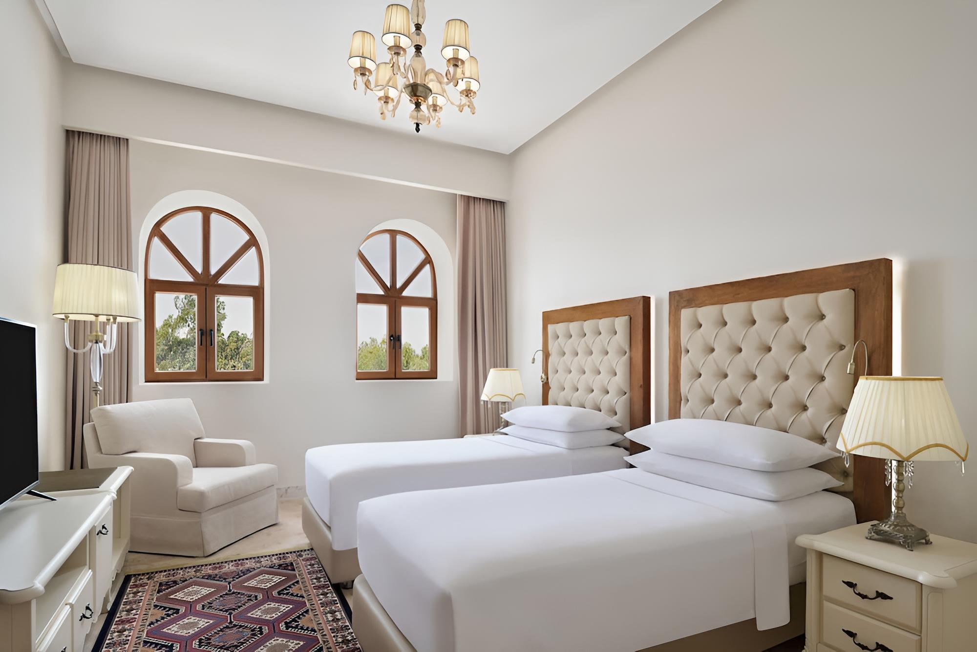 Deluxe Room, 2 Twin Beds - Photo 1