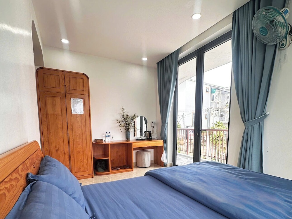 Suite, Garden View