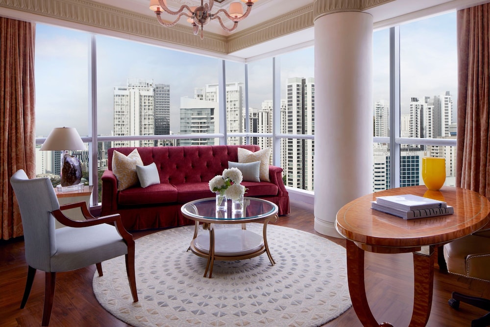 Specialty Suite, 1 Bedroom Larger Suite