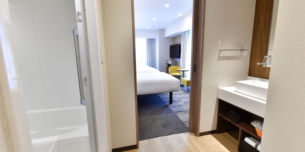 Deluxe Triple Room, Non Smoking - Photo 5