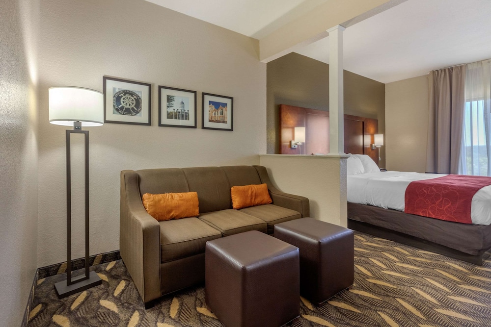 Suite, Non Smoking - Photo 13