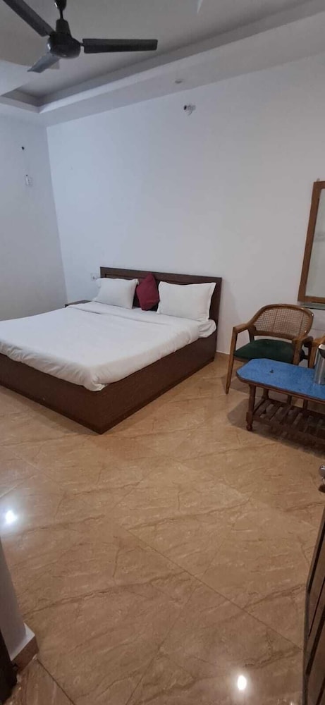 AC Standard room