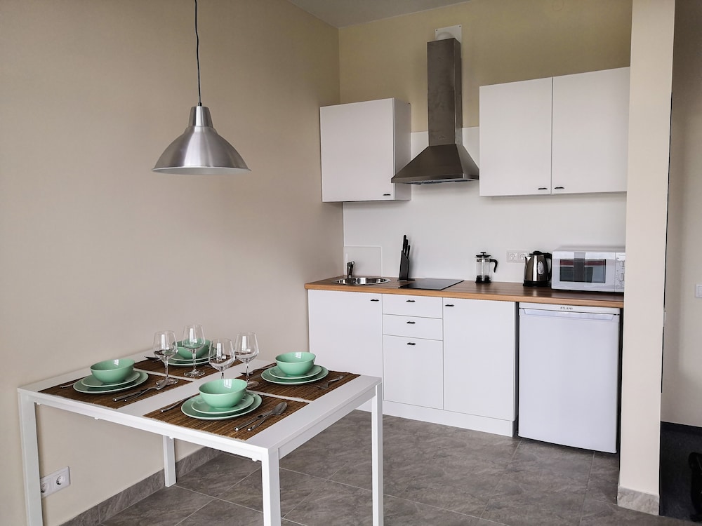 Apartment photo 2
