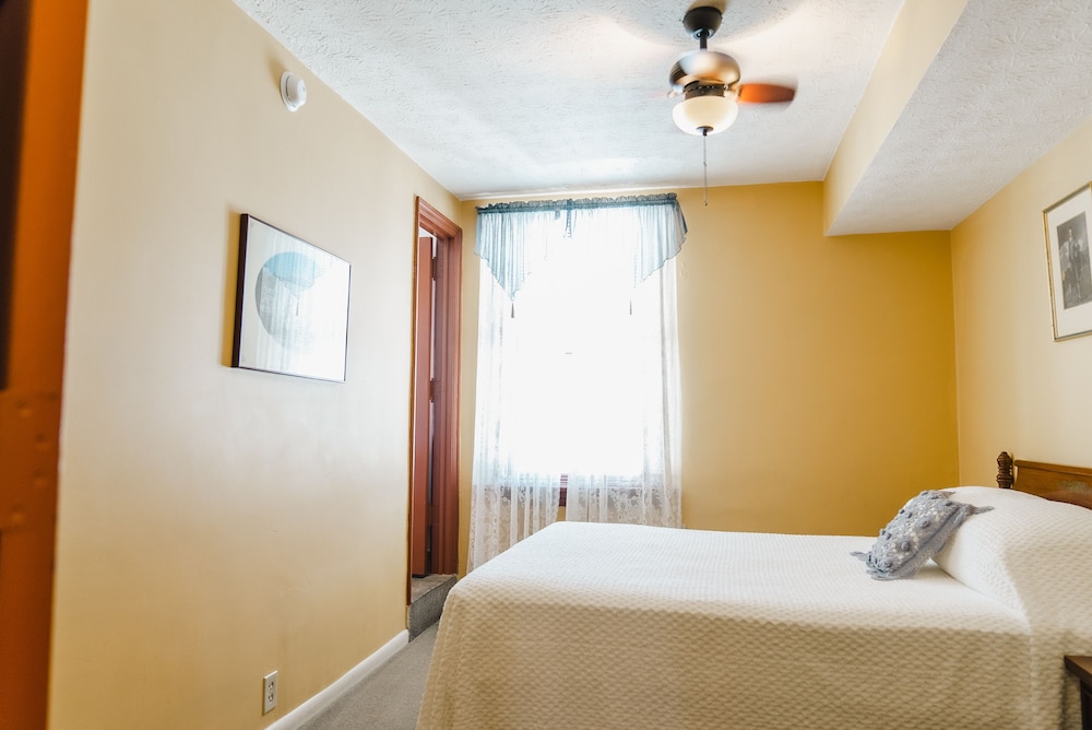 Comfort Suite photo 2