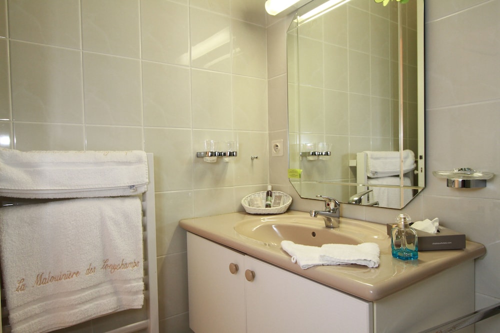 Standard Double Room - Photo 5