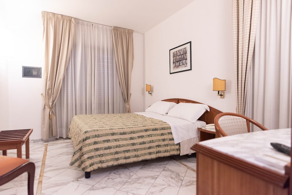 Basic Room - Photo 2