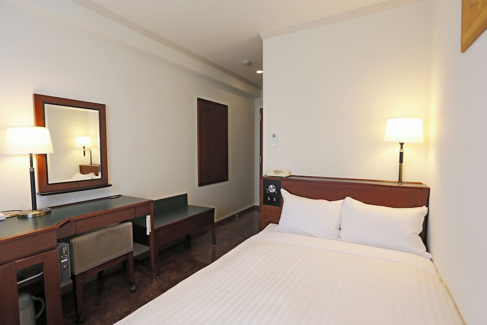 Standard Semi Double Room, Smoking - Photo 1