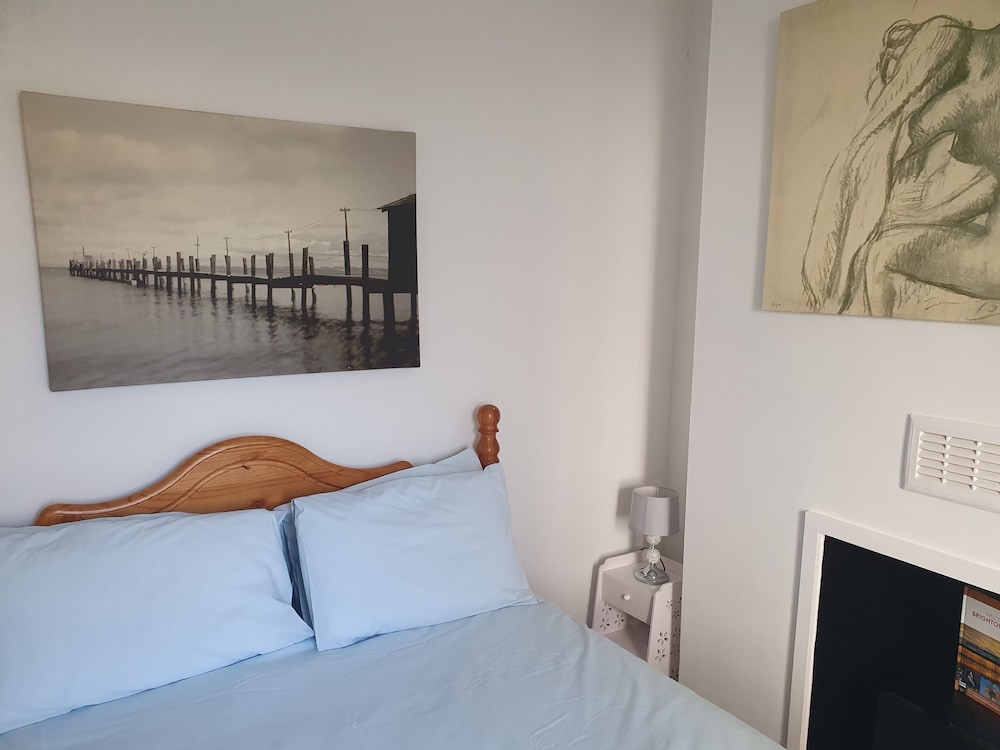 Basic Double Room photo 1