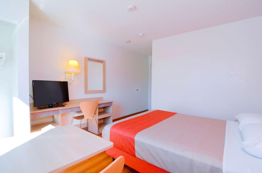 Motel 6-North Palm Springs, CA - North