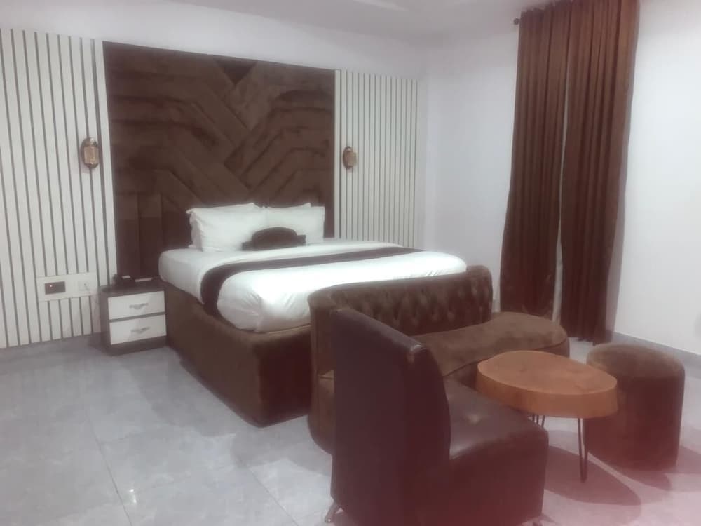 Standard Room - Photo 1