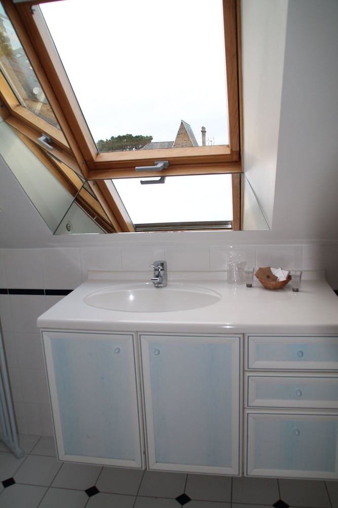 Superior Triple Room, Sea View photo 2