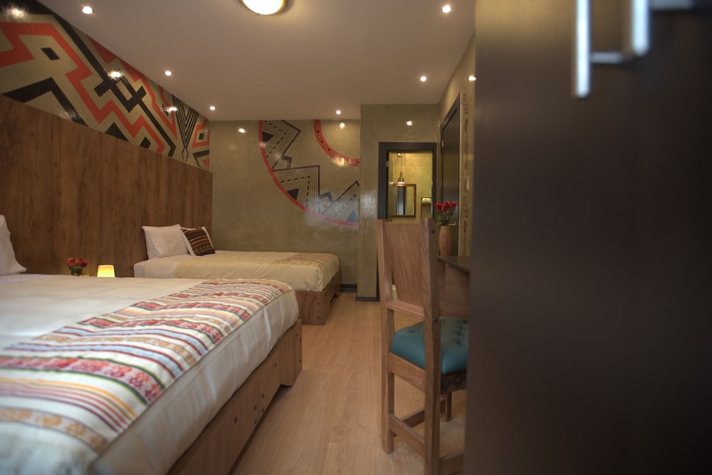 Twin Room - Photo 6