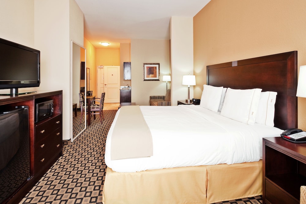 Suite, 1 King Bed (Additional Living Area) - Photo 1