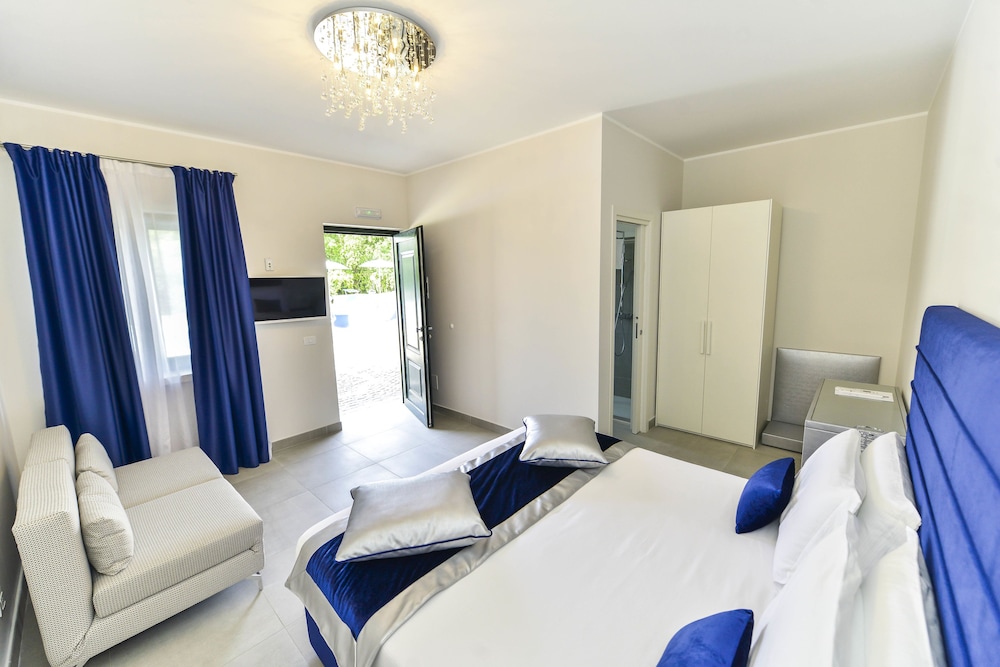 Double Room, Garden View (Fiordaliso) photo 2