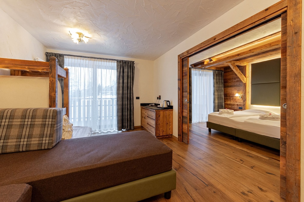 Standard Studio Suite photo 3