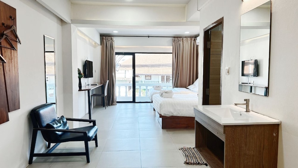 Family Quadruple Room