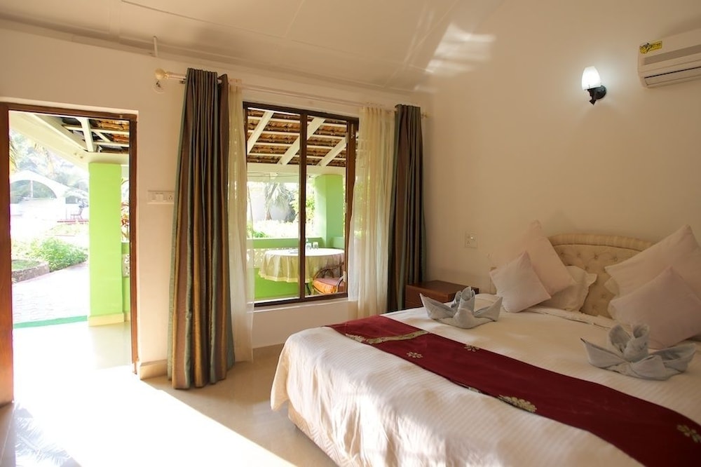 Garden View Room
