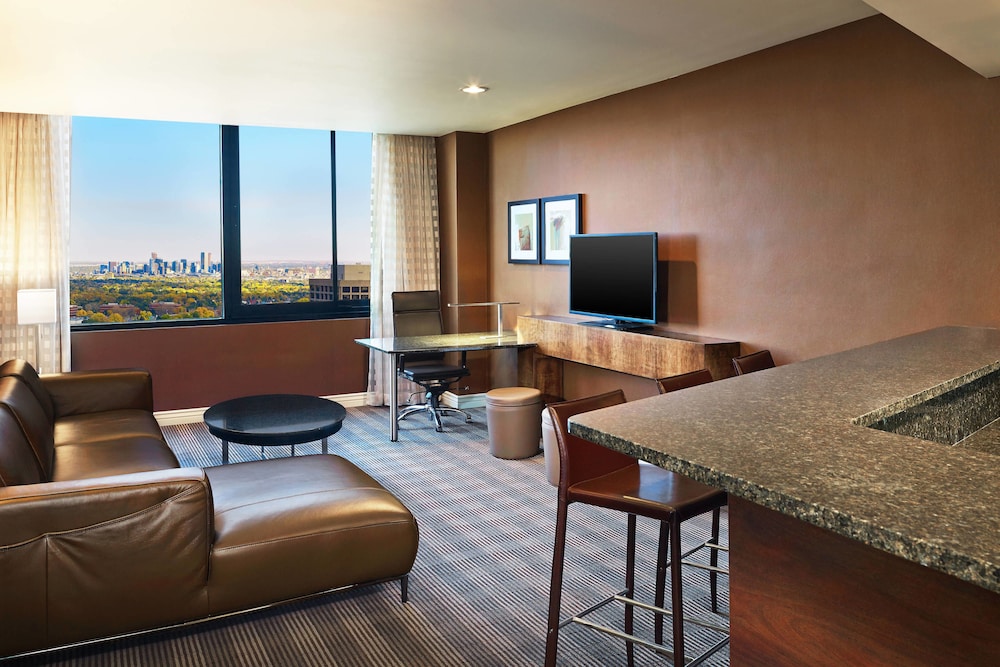 Deluxe Suite, 1 Bedroom - Photo 2