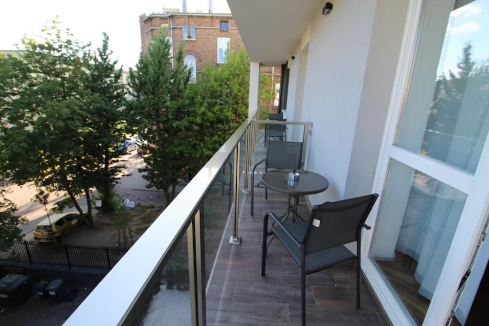 Standard Apartment (number 106,206) - Photo 9