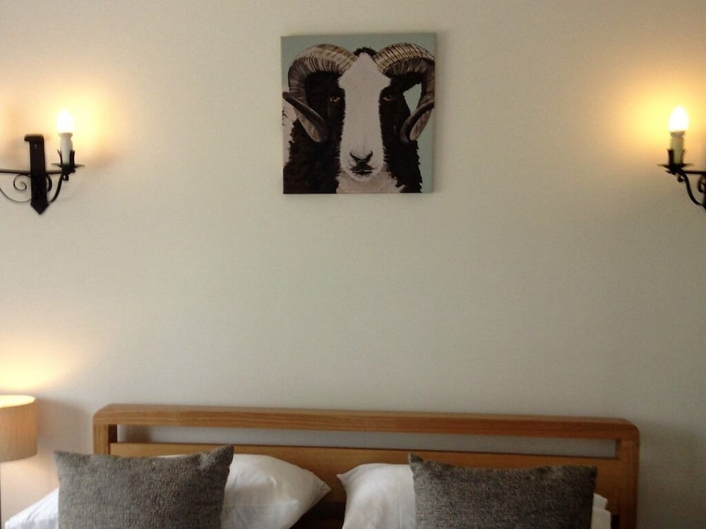 Standard Double Room, Ensuite photo 3