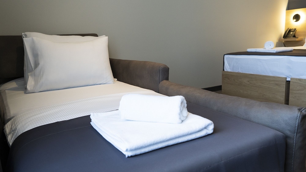 Superior Double or Twin Room - Photo 5