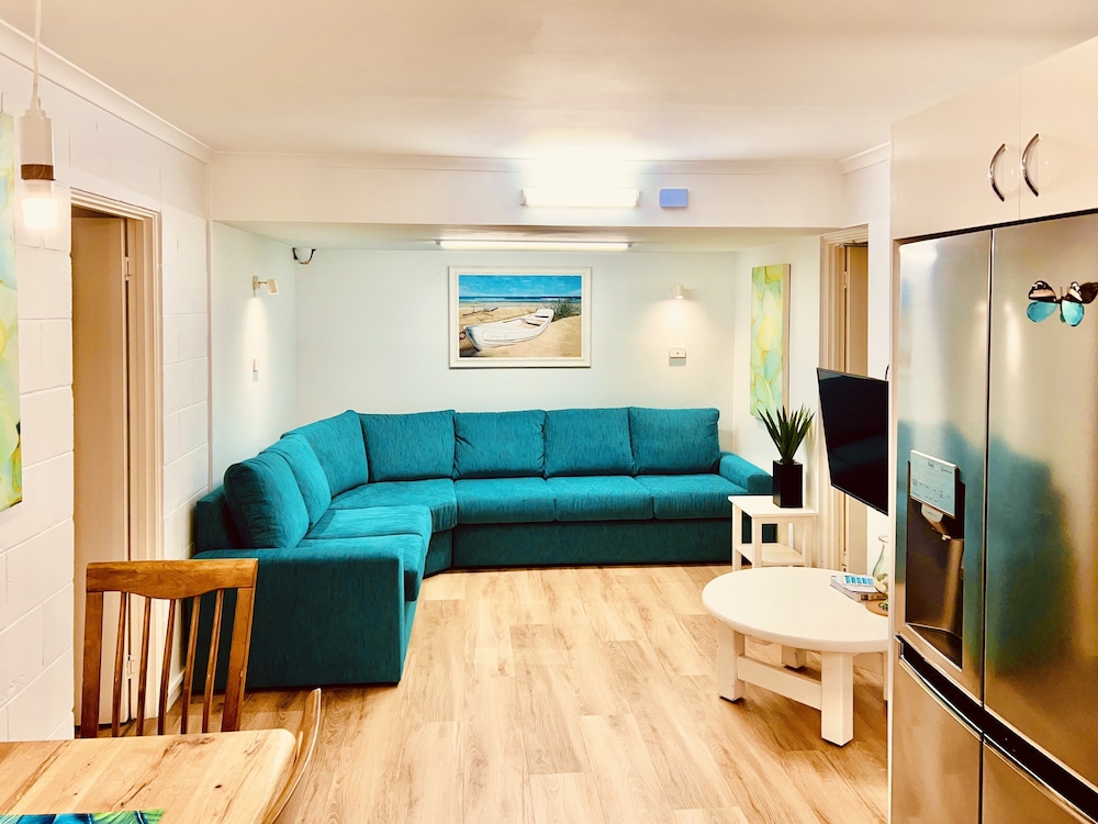 Standard Apartment, 2 Bedrooms, Kitchen (Skipper's Watch)