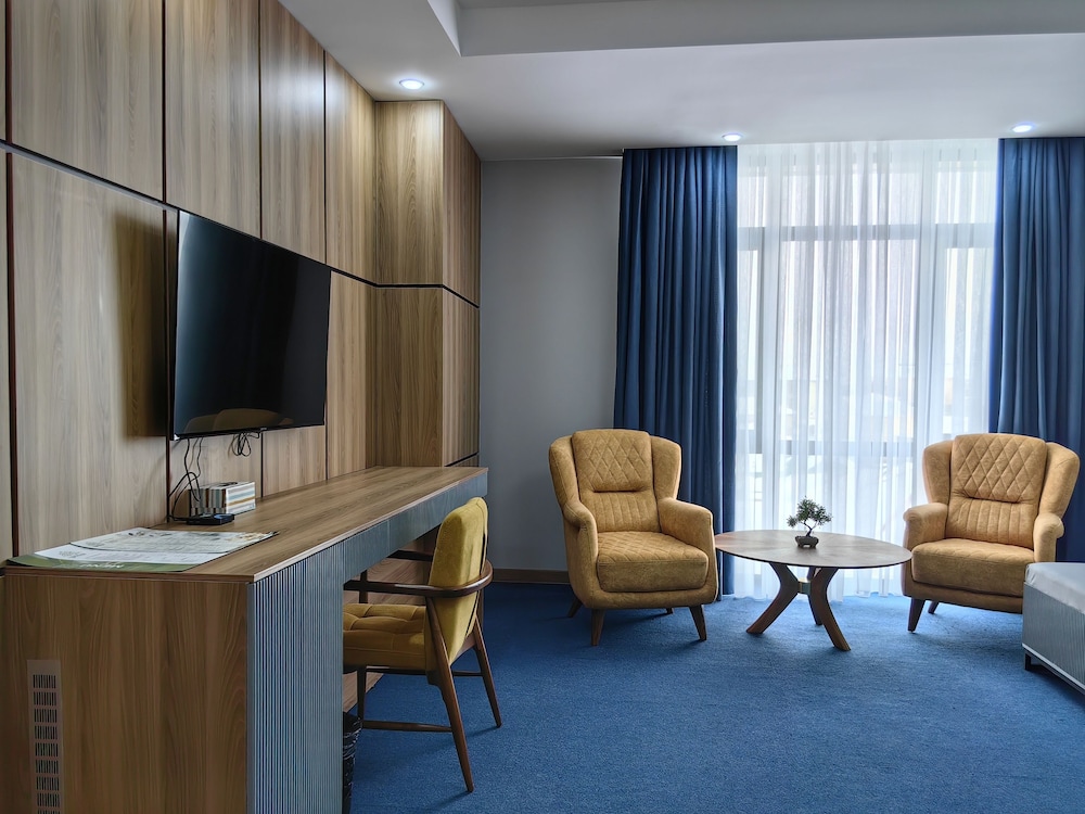 Standard Twin Room - Photo 2