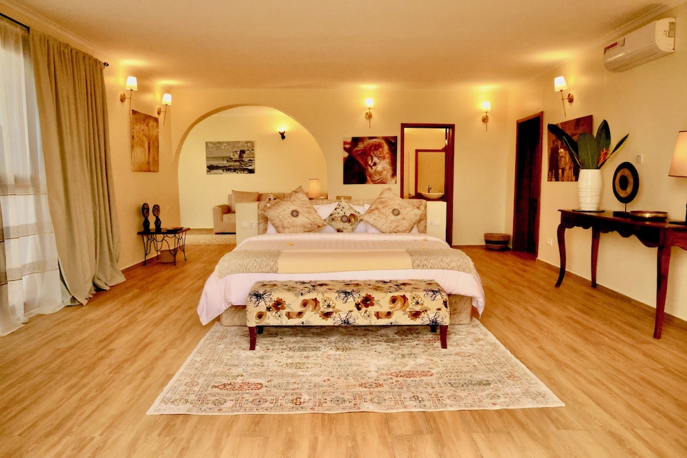 Presidential Suite photo 1