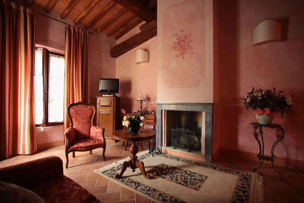 Suite - Photo 6