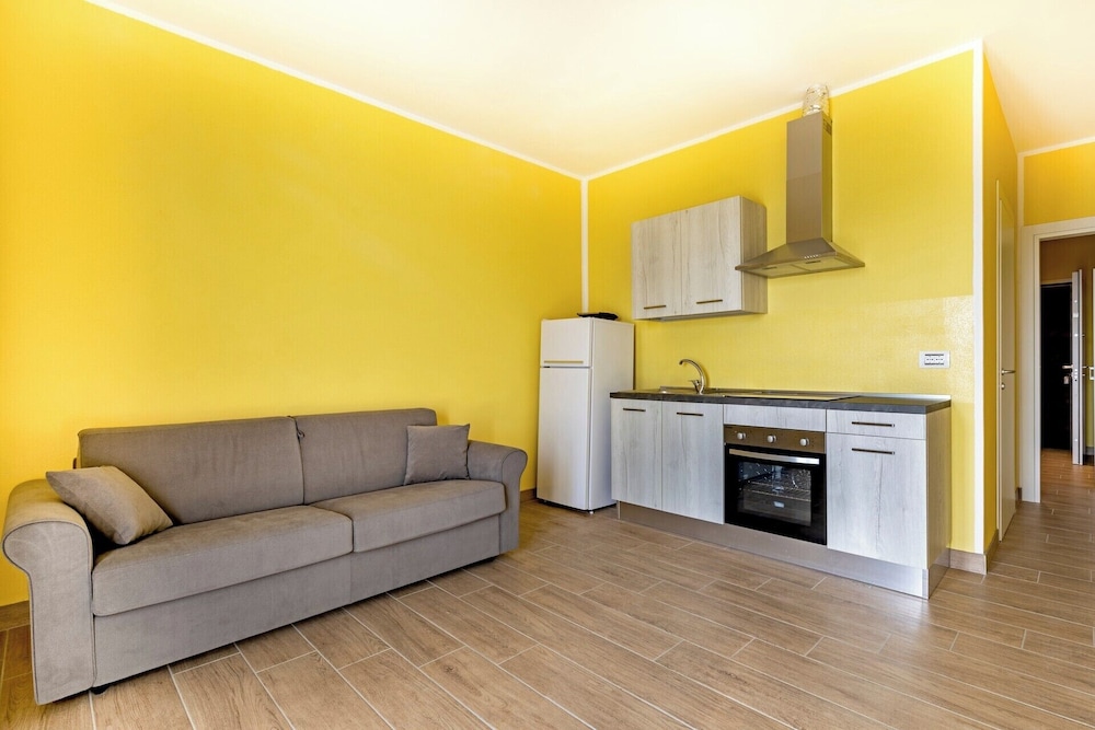 Family Apartment photo 3