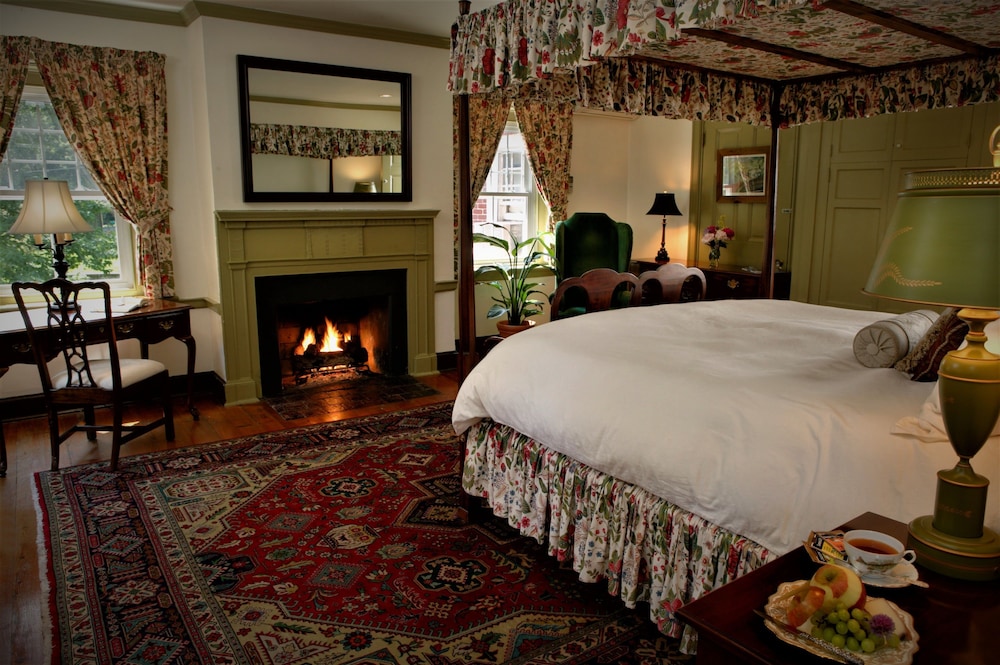 Signature Room, 1 Bedroom, Fireplace