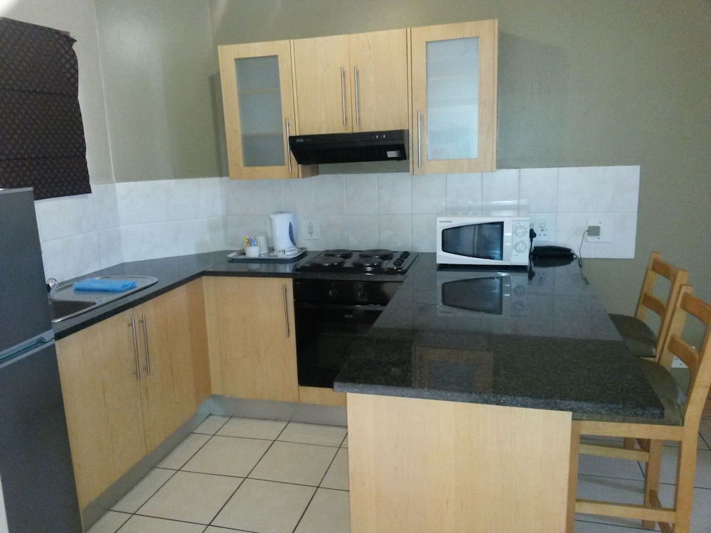 Standard Room, 1 Bedroom, Non Smoking, City View photo 2
