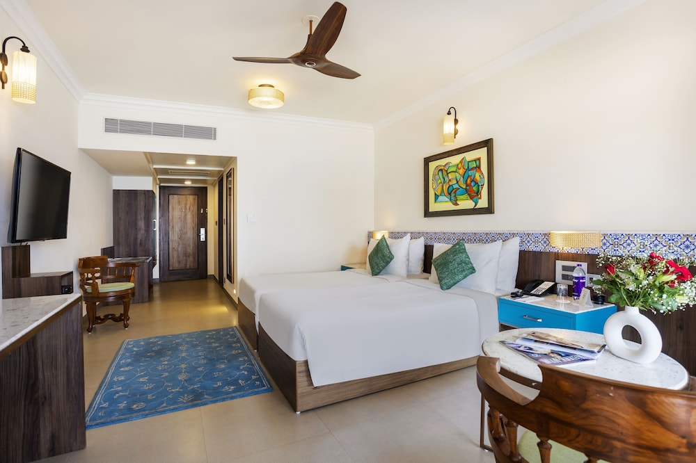 Deluxe Room, Sea View - Photo 3