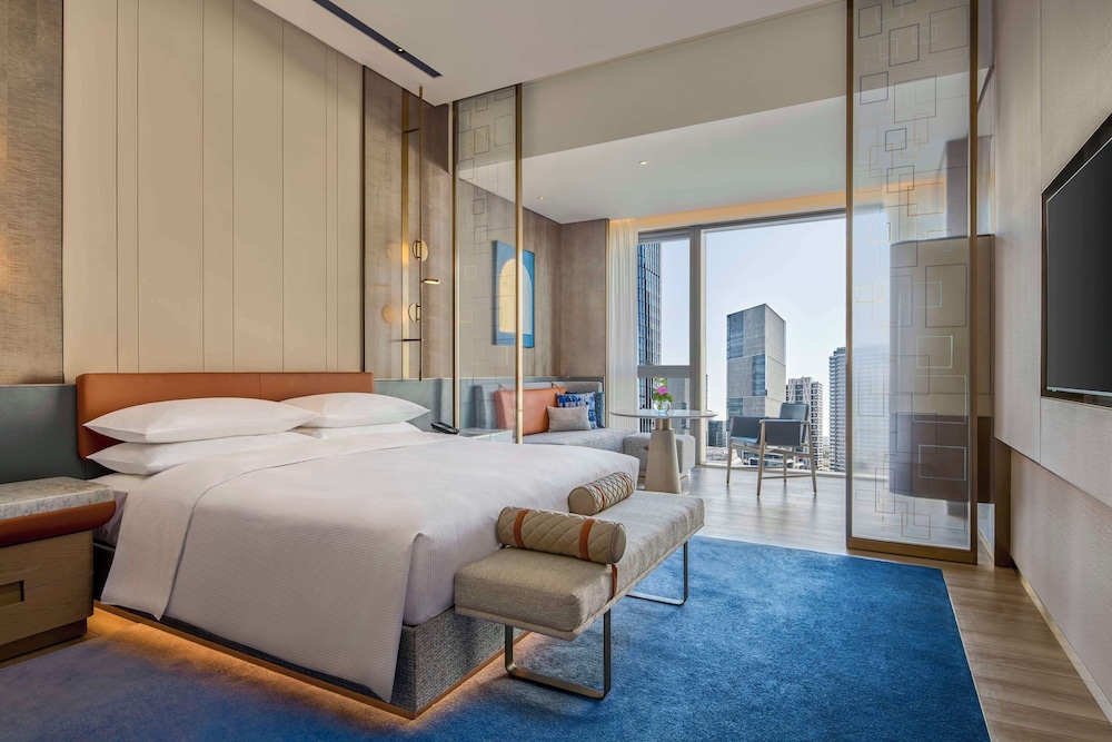 King Accessible Room