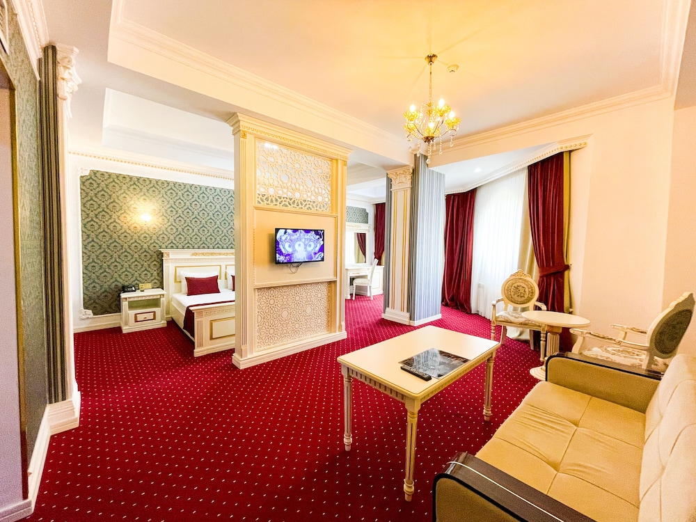 Superior Suite