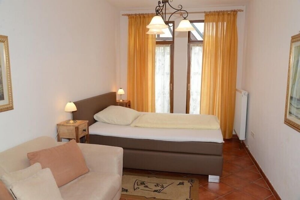 Single Room photo 1