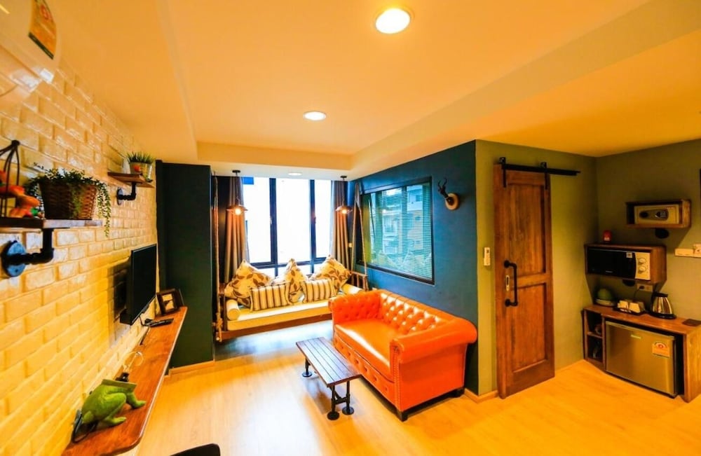 Two Bedroom Suite with Shower Only photo 1