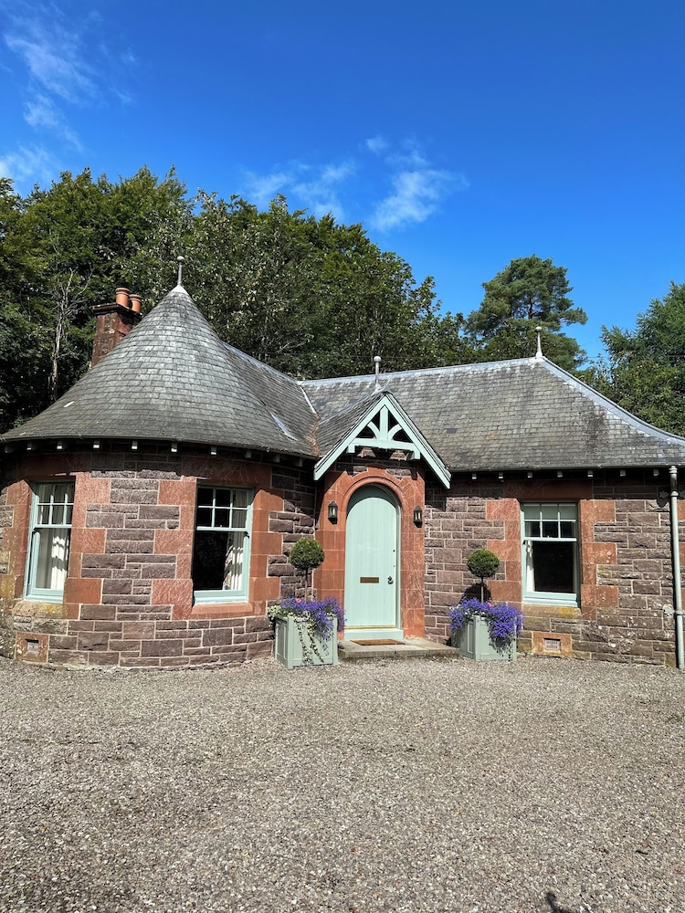 Gate Lodge photo 1