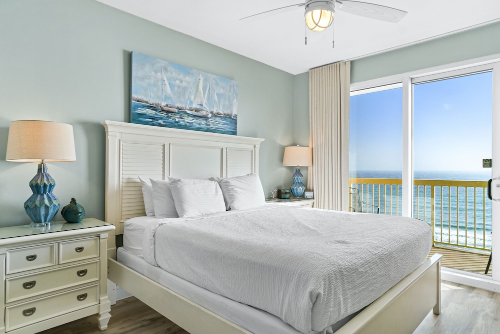 Condo, 3 Bedroom, Ocean View (702E)