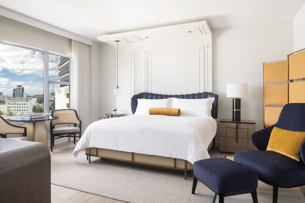 Room, 1 King Bed, City View - Photo 1