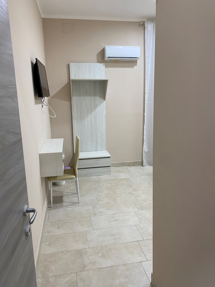 Single Room, City View