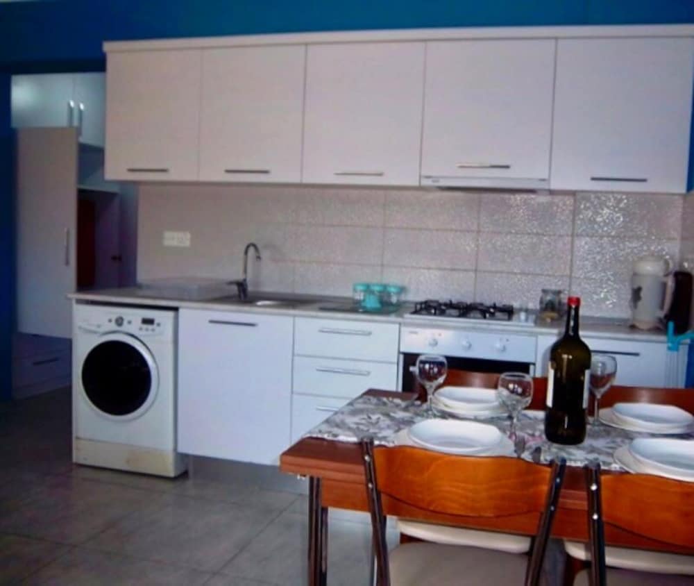 Apartment photo 3